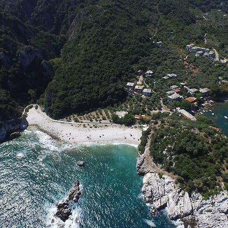 Beachfront Pelion Getaways - Palia Damouchari Suites Exterior photo